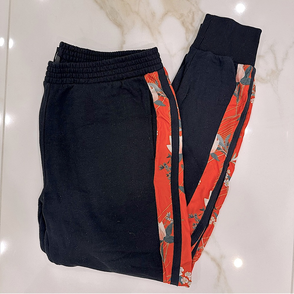 🔥2/$40🔥 Topshop Women’s Orange Floral Striped Black Workout Training Gym Joggers - Picture 2 of 5